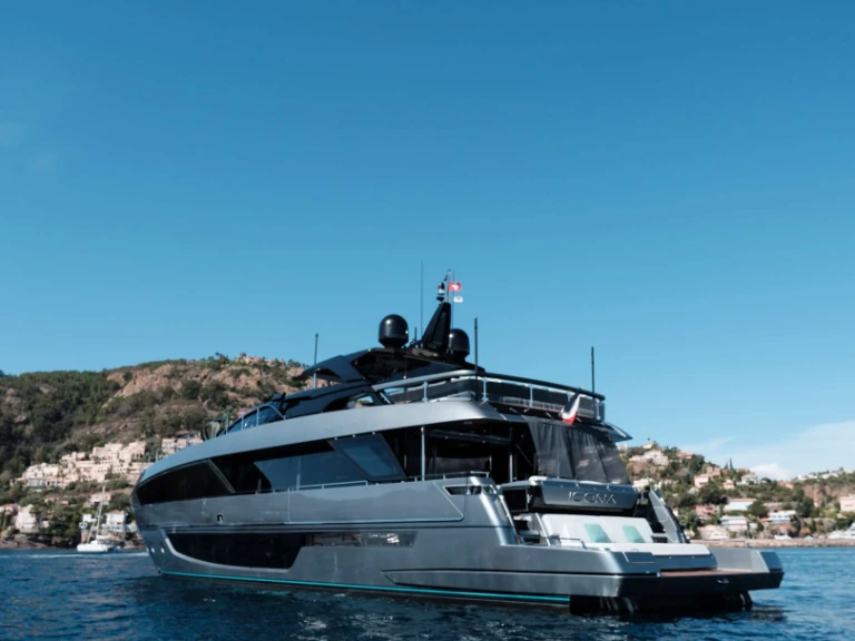 Noleggio Yacht di lusso con o senza skipper Riva a Mandelieu-la-Napoule