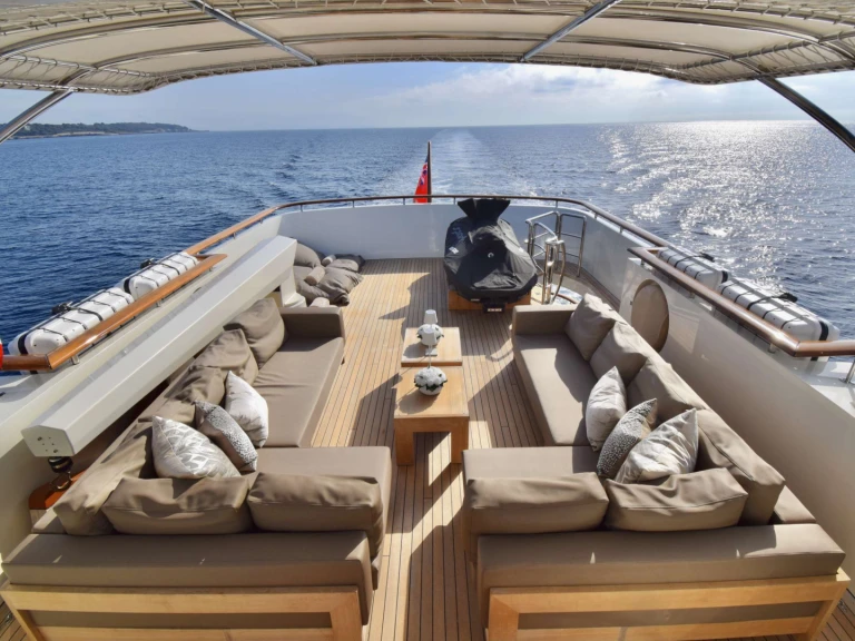 Noleggio Yacht di lusso a Napoli –  Custom Built Aluminum Cutter ORIZZONTE