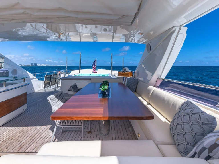 Noleggio Yacht di lusso con o senza skipper Princess, UK a Port Jefferson