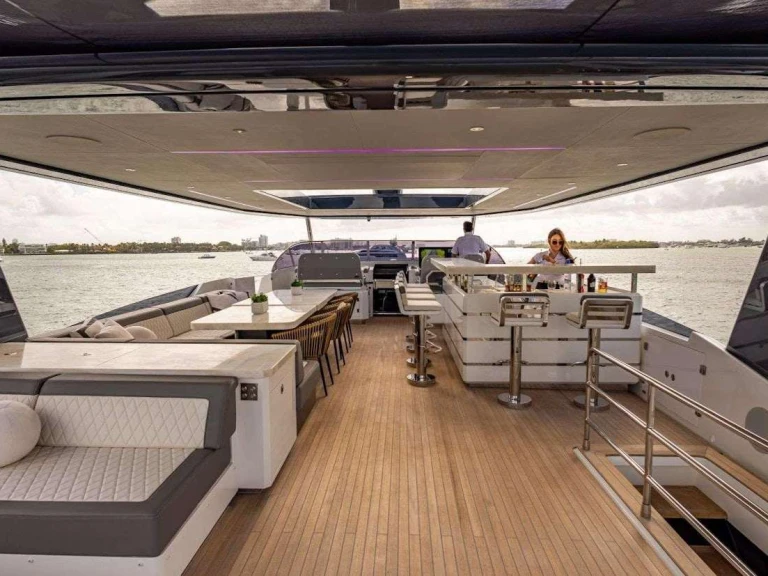 Noleggio barche Selene Olympus a Miami su Samboat