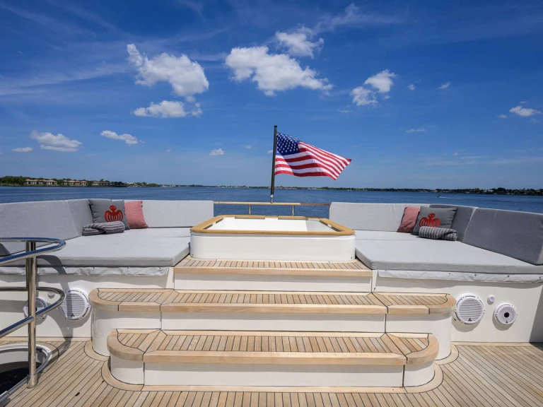 Noleggio barche Bahamas economico SPECTRE
