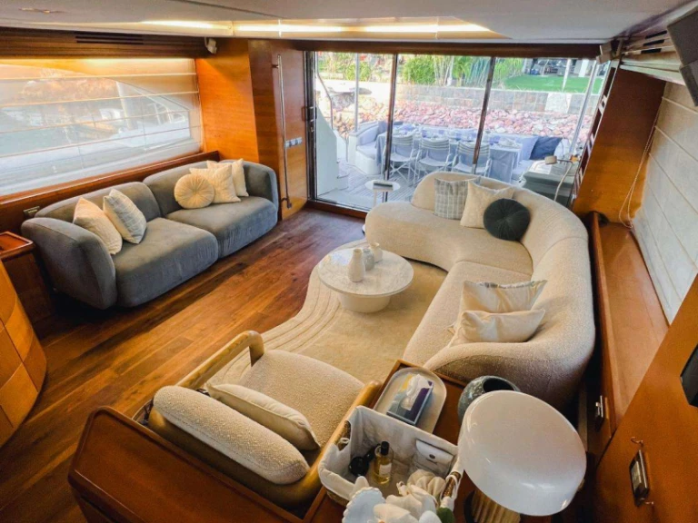 Noleggiare una Azimut El Gabo a Puerto Vallarta