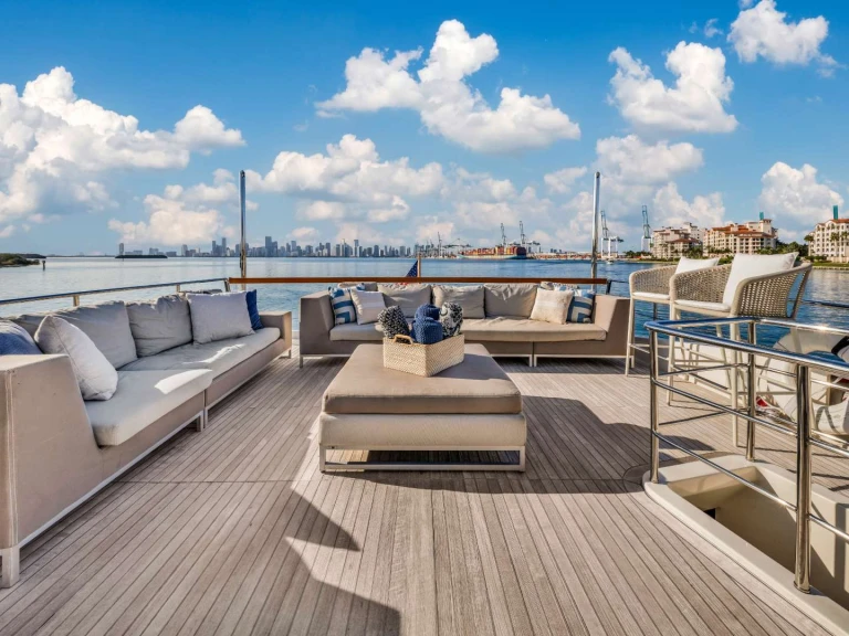 Noleggiare una San Lorenzo Astonish a Miami Beach