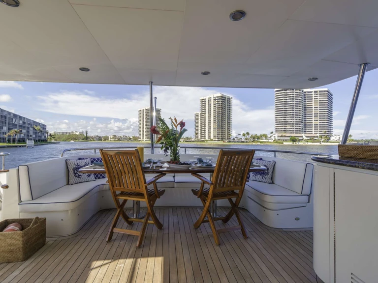 Noleggio Yacht di lusso a Bahamas – CHEOY LEE WINDWARD