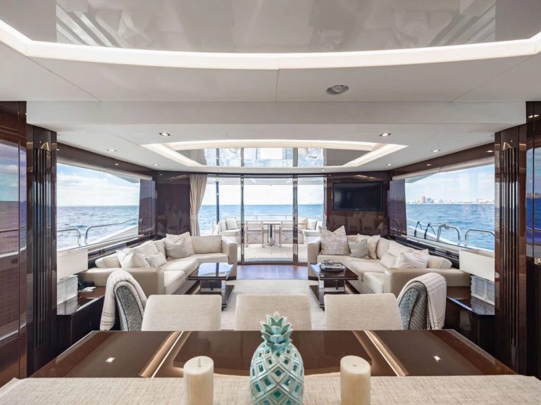 Yacht di lusso a noleggio a Boston al miglior prezzo