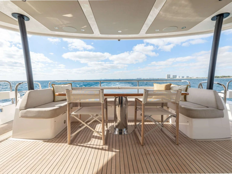 Sunseeker GOLDEN OURS da affittare a  Boston