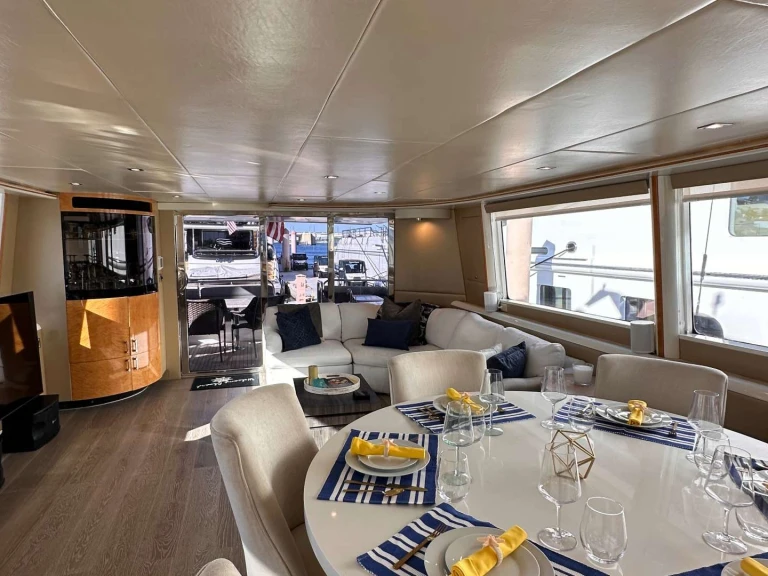 Noleggio barche Lazzara AFFORDED LEISURE a City of West Palm Beach su Samboat
