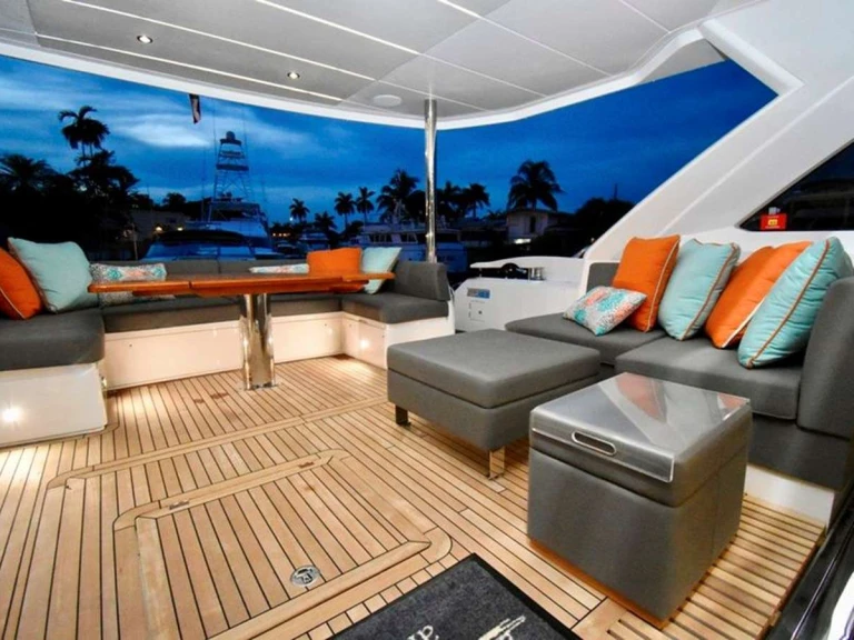 Noleggio Yacht di lusso a Isole Vergini Americane – Sunseeker Do it Anyway