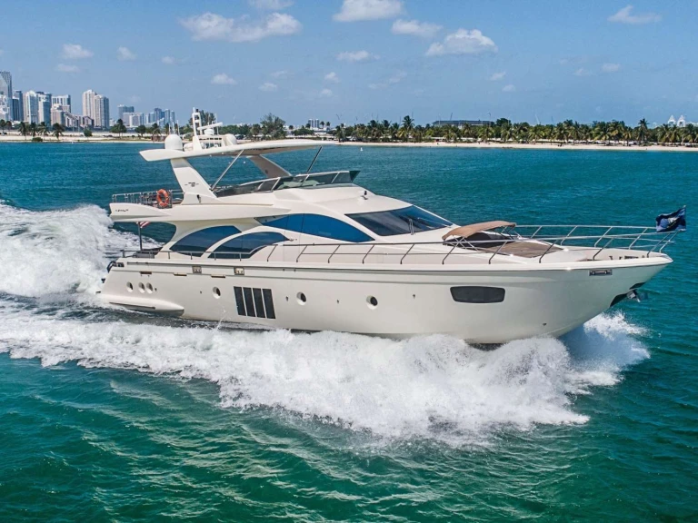 Yacht di lusso a noleggio a Miami al miglior prezzo