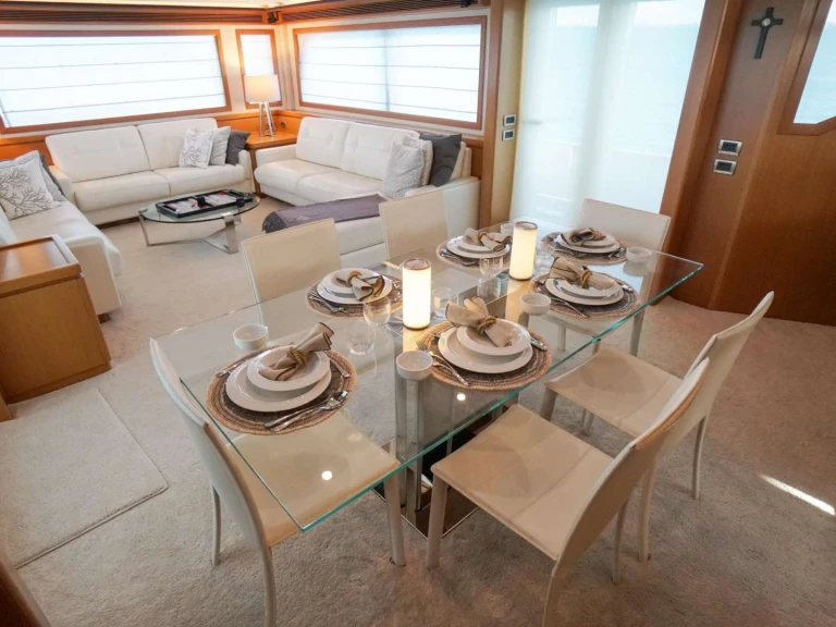 Noleggio Yacht di lusso a Bahamas – Mochi NOMADA