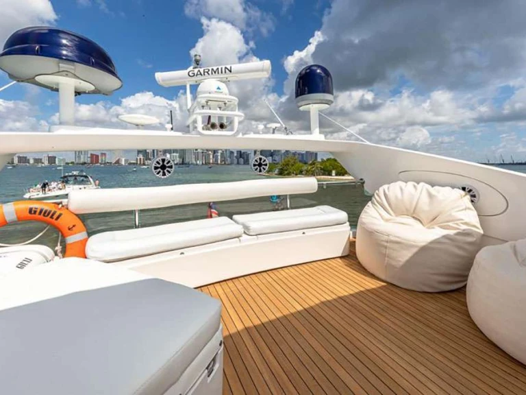 Noleggio Yacht di lusso con o senza skipper Sunseeker a Miami
