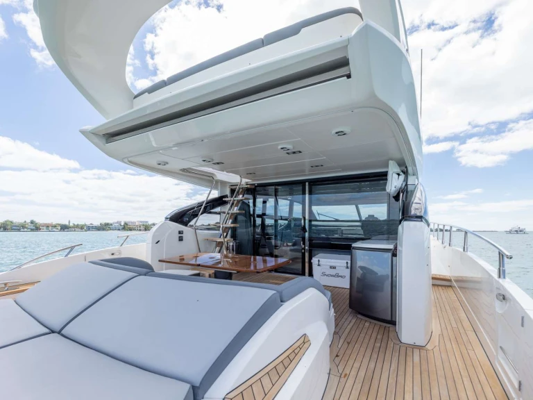 Noleggio a Miami – Princess Viking Snowbird su SamBoat