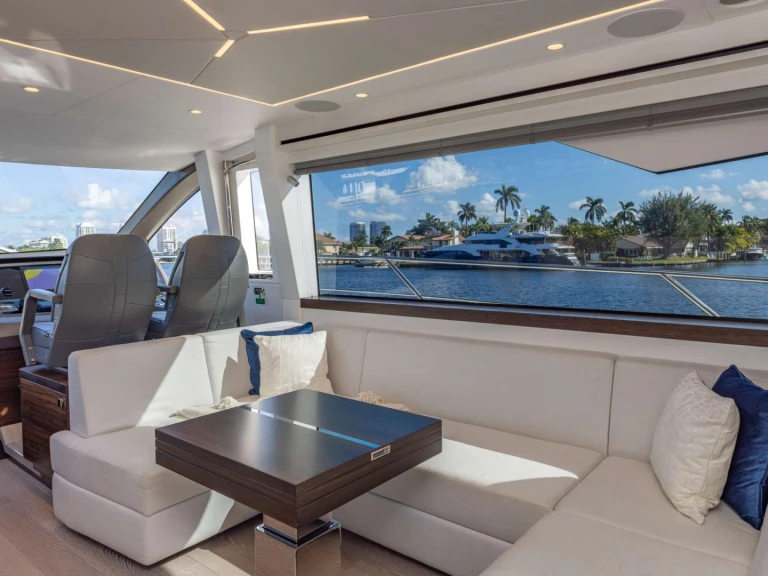 Sunseeker HIGH ROLLER da affittare a  Sag Harbor