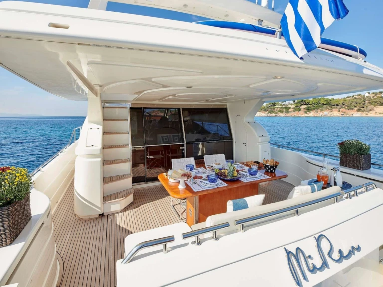 Ferretti MIREN da affittare a  Atene