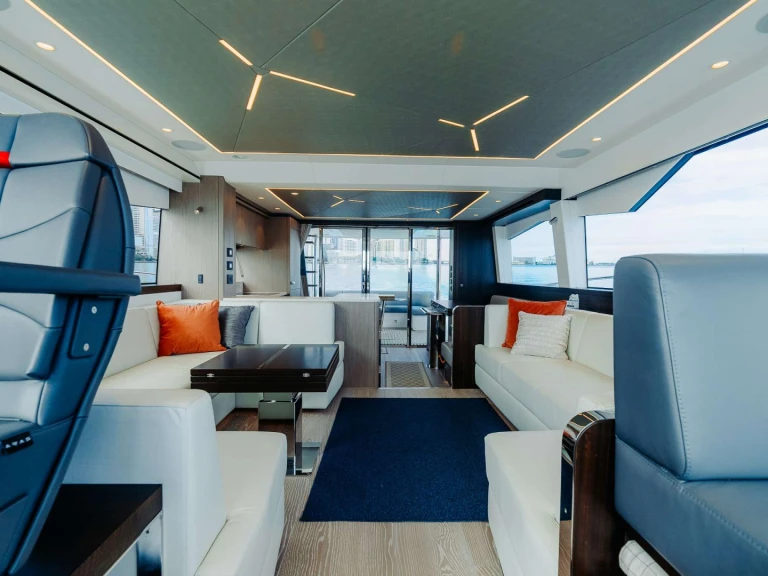 Noleggio a Chicago – Sunseeker Earl Grey su SamBoat