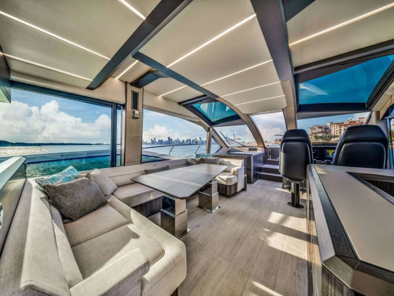 Noleggio Yacht di lusso Galeon con patente nautica