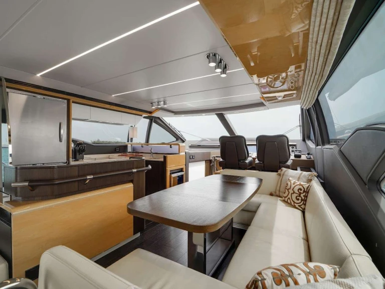 Yacht di lusso a noleggio a Miami al miglior prezzo