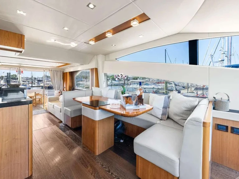 Noleggio Yacht di lusso con o senza skipper Sunseeker a Port Washington