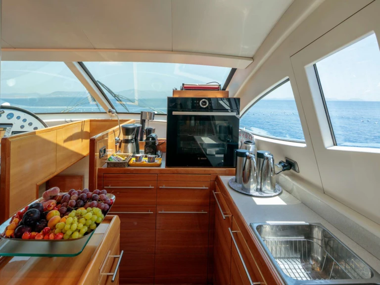 Noleggio barche Aicon GEORGE V a Atene su Samboat