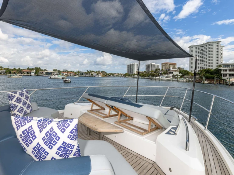 Yacht di lusso a noleggio a Boca Raton al miglior prezzo