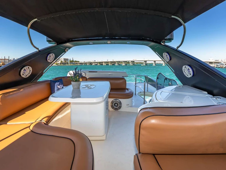 Noleggio barche Miami economico Priceless