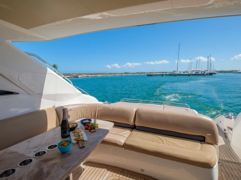 Noleggio Yacht di lusso a Fajardo – Princess Viking The Commissioner 