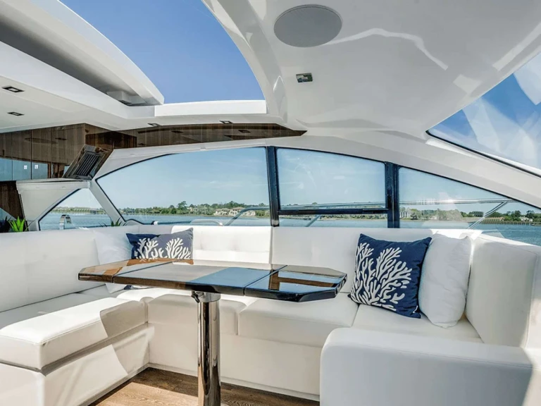 Yacht di lusso a noleggio a Delray Beach al miglior prezzo
