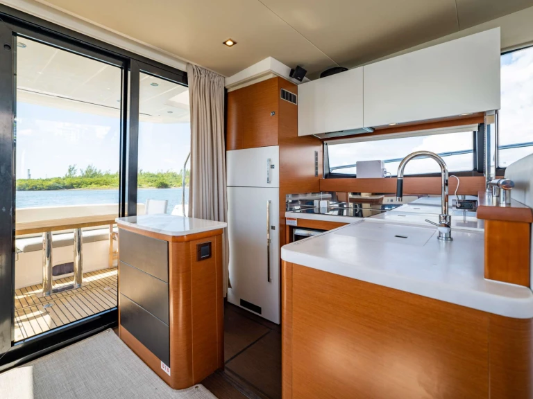 Noleggio barche Bahamas economico Whisky and Waves