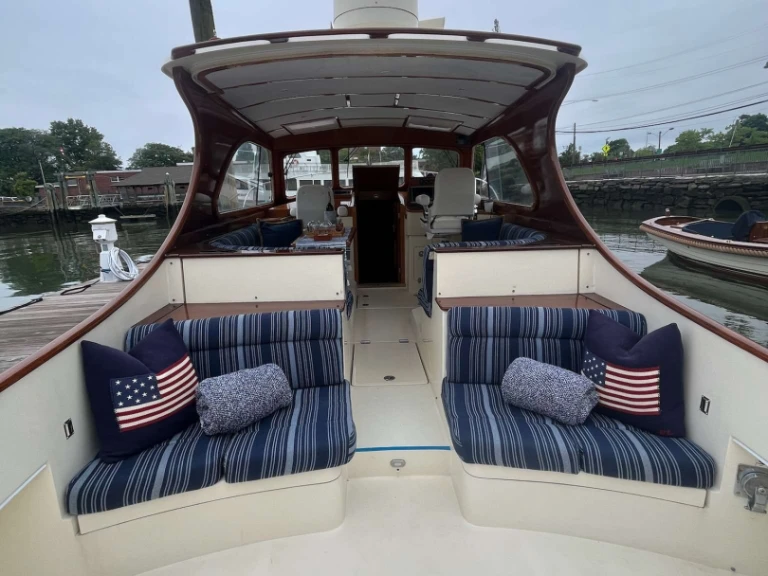 Hinckley MERLIN da affittare a  Oyster Bay