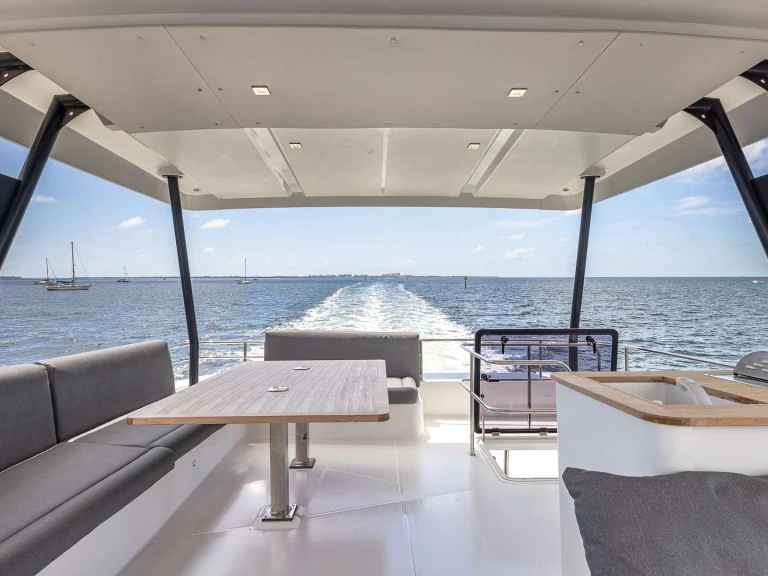 Yacht di lusso a noleggio a Miami al miglior prezzo