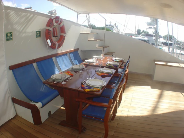 Noleggiare una Muirhead Trimaran CUAN LAW a Road Town