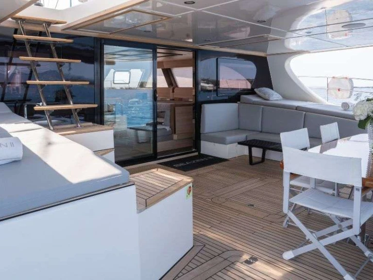 Sunreef SEAZEN II da affittare a  Bonifacio