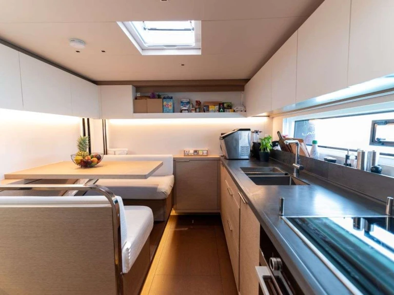Noleggio Yacht di lusso Lagoon con patente nautica