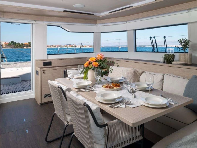 Noleggio Yacht di lusso con o senza skipper Lagoon a Spalato