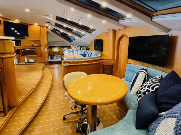 Yacht di lusso a noleggio a Road Town al miglior prezzo
