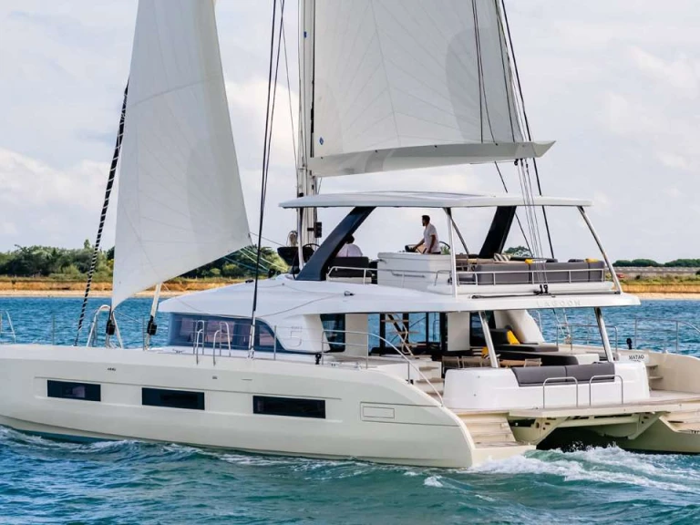 Noleggio Yacht di lusso a Isole Vergini Britanniche – Lagoon REVERIE