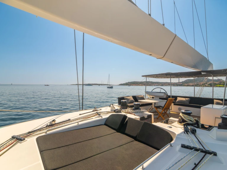 Noleggio barche Lagoon The Sun a Olbia su Samboat