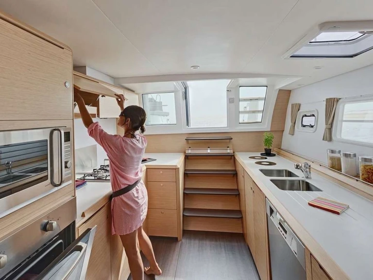 Noleggio Yacht di lusso Lagoon con patente nautica
