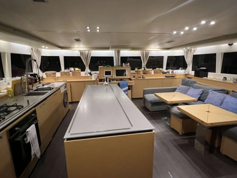 Noleggio barche Lagoon Reve2Mer a Corsica su Samboat
