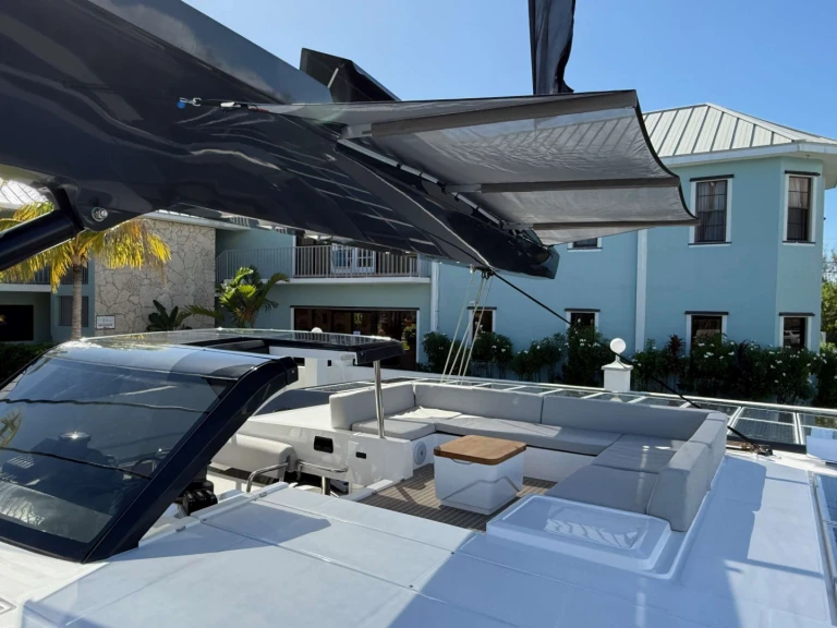 Noleggio barche Xquisite Yachts Flying Whale a Bahamas su Samboat