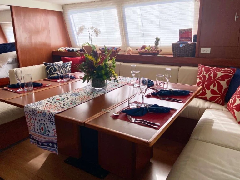Yacht di lusso a noleggio a Saint Thomas Island al miglior prezzo
