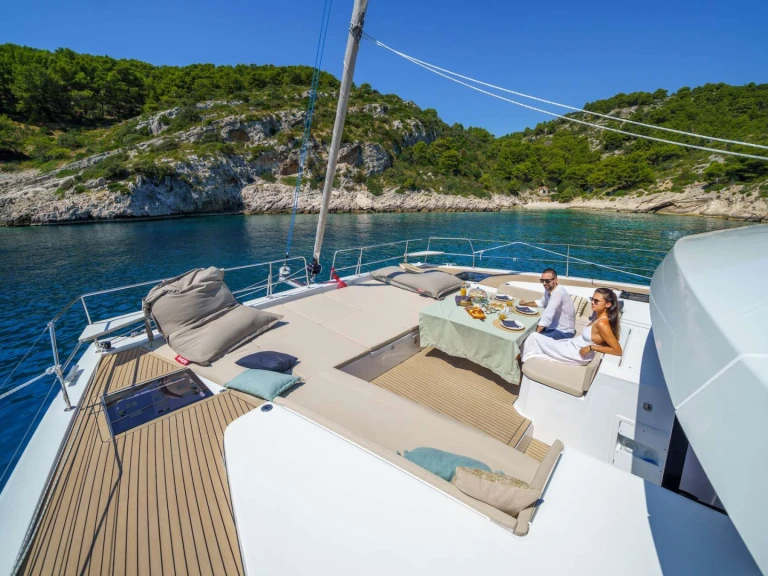 Noleggio Yacht di lusso  con patente nautica