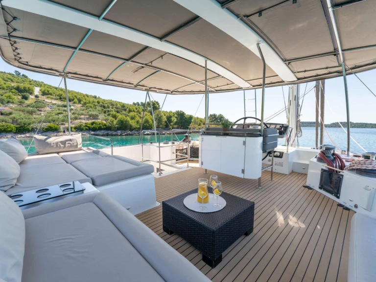 Noleggio Yacht di lusso con o senza skipper Lagoon a Croazia
