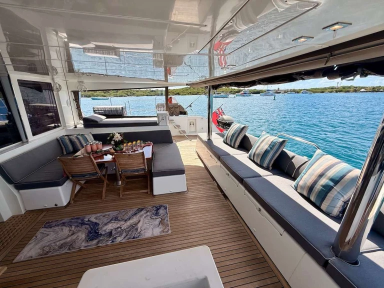 Noleggio Yacht di lusso Lagoon con patente nautica