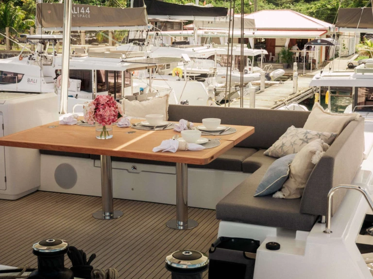Yacht di lusso a noleggio a Isole Vergini Britanniche al miglior prezzo