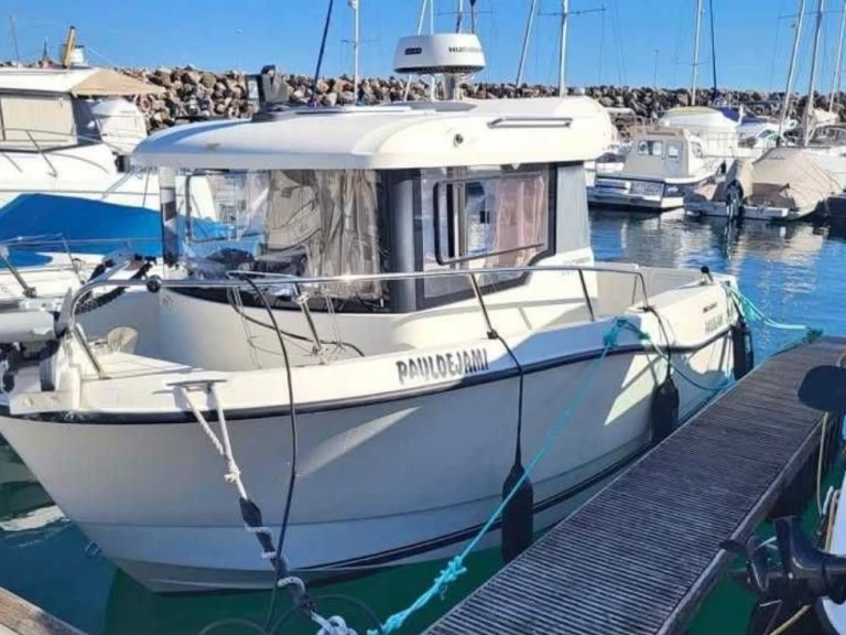 Noleggiare una Quicksilver Activ 605 Pilothouse a Sesimbra