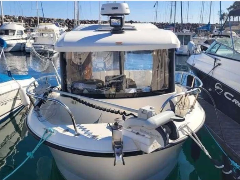 Barca a motore a noleggio a Sesimbra al miglior prezzo