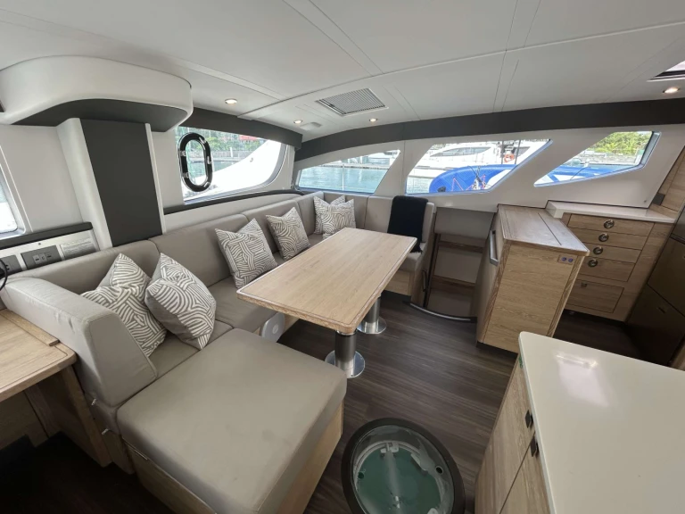 Noleggio Yacht di lusso a Freeport – Xquisite Yachts SV Valhalla