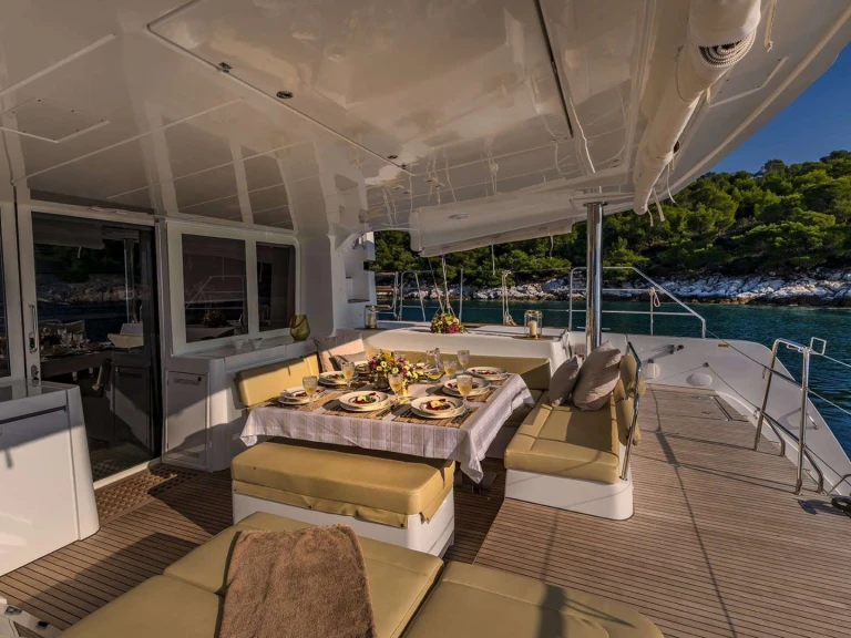 Noleggio Yacht di lusso a Mykonos (Isola) – Lagoon FLO