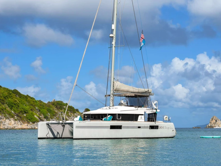 Noleggio Yacht di lusso a Isole Vergini Britanniche – Lagoon SHANGRI LA  